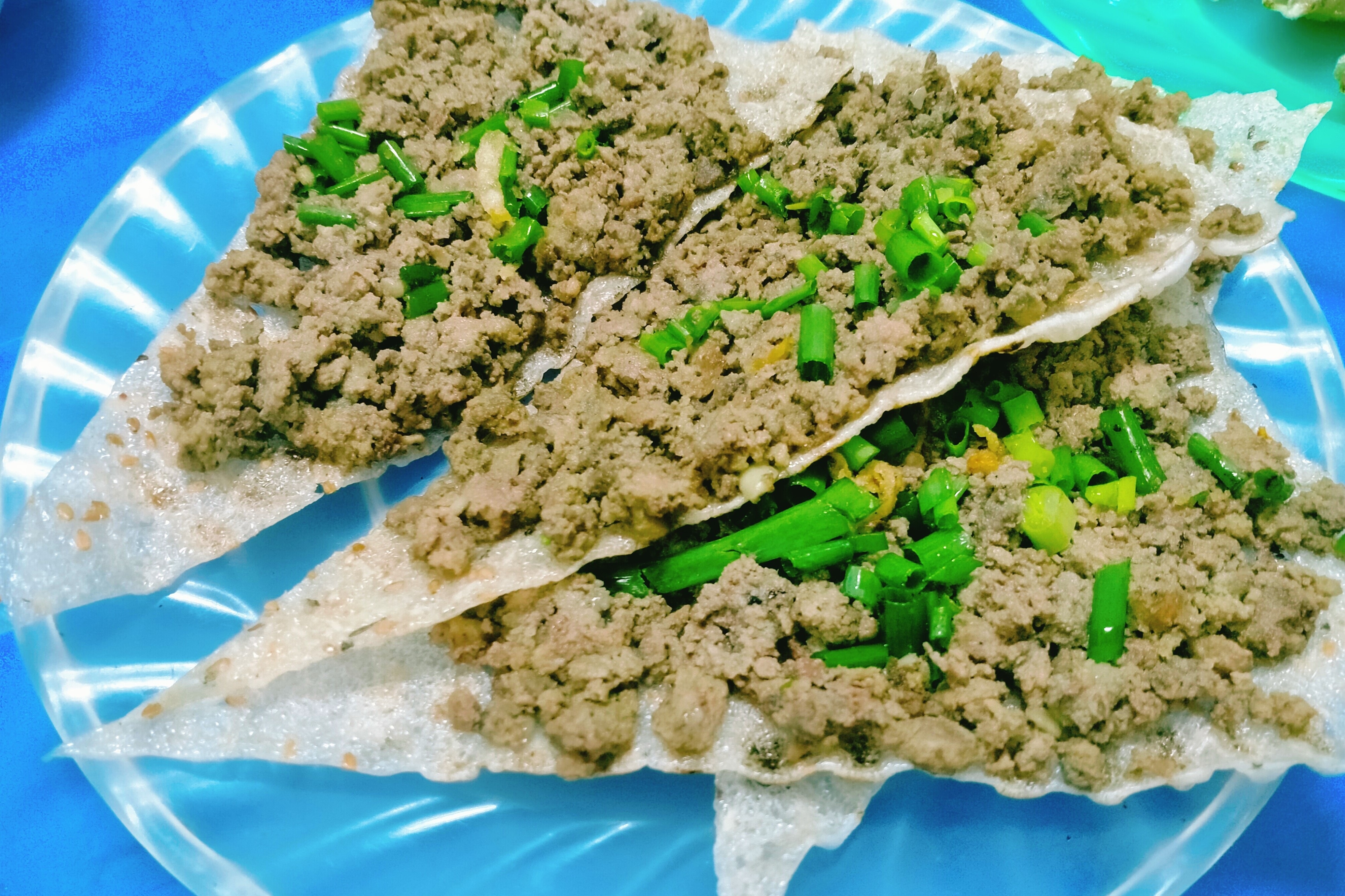 Bánh tráng kẹp - món ăn vặt ngon nức tiếng của xứ Đà thành - 3