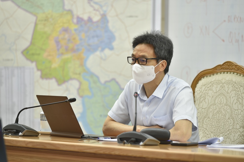 Phó Thủ tướng: Cán bộ chống dịch thiếu trách nhiệm, sẵn sàng có người thay - 2 Phó Thủ tướng: Cán bộ chống dịch thiếu trách nhiệm, sẵn sàng có người thay - 2