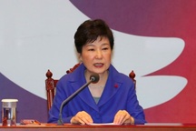 Chính trường Hàn Quốc tiếp tục hỗn loạn sau bê bối liên quan tới Tổng thống