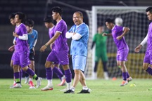 HLV Park Hang Seo lo đội tuyển Việt Nam bị do thám