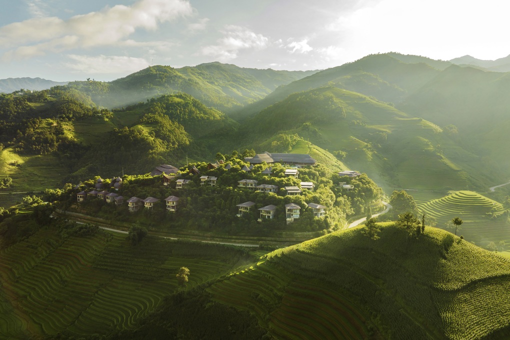 Mu Cang Chai ក្នុងរដូវកាលដ៏ស្រស់ស្អាតបំផុត កន្លែងជាច្រើនត្រូវបាន Mù Cang Chải mùa đẹp nhất, nhiều nơi “cháy phòng”, khách đặt trước nửa năm - 4