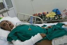 Nghẹn lòng trước tình cảnh “hơn 200 ngày chưa mở mắt” của thầy giáo dạy toán giỏi cấp tỉnh