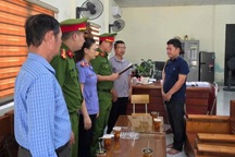 Khởi tố một giám đốc doanh nghiệp mua bán trái phép hóa đơn