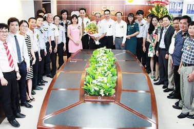 Lần đầu tiên ra mắt Câu lạc bộ Doanh nhân trong trường đại học