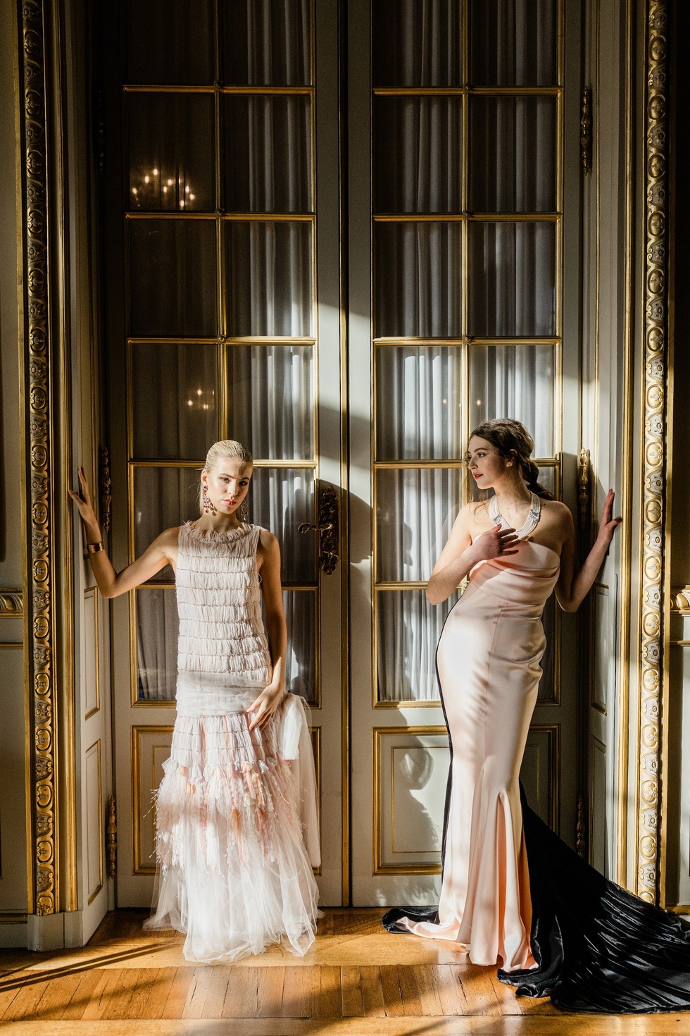 Dạ hội trưởng thành của 20 tiểu thư thượng lưu: Giàu cũng chưa chắc được dự - 1 Dạ hội trưởng thành của 20 tiểu thư thượng lưu: Giàu cũng chưa chắc được dự - 1