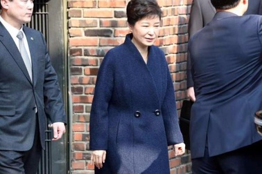 Bà Park Geun-hye xin lỗi công chúng trước thẩm vấn