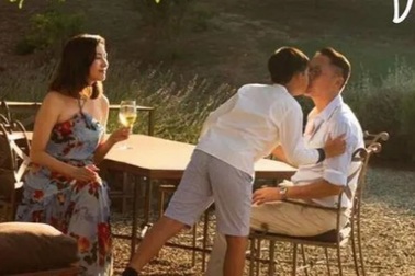 Cựu hoa hậu Lý Gia Hân khoe biệt thự sang như cung điện