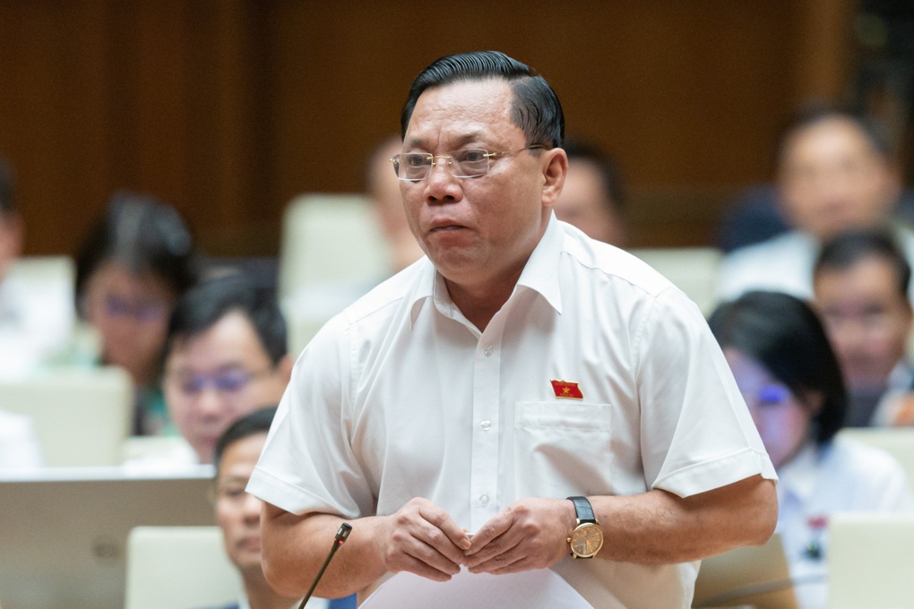 Giám đốc Công an Hà Nội nói về vụ án rửa tiền ước tính nhiều nghìn tỷ đồng - 1 Giám đốc Công an Hà Nội nói về vụ án rửa tiền ước tính nhiều nghìn tỷ đồng - 1