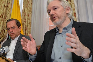 Ông chủ Wikileaks sắp rời nơi lánh nạn ở London