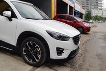 Dân buôn xe cũ "ngậm đắng", lỗ tiền triệu mỗi ngày vì xe mới giảm giá đồng loạt