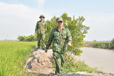 Lính Biên phòng Tây Nam hoãn cưới chống dịch