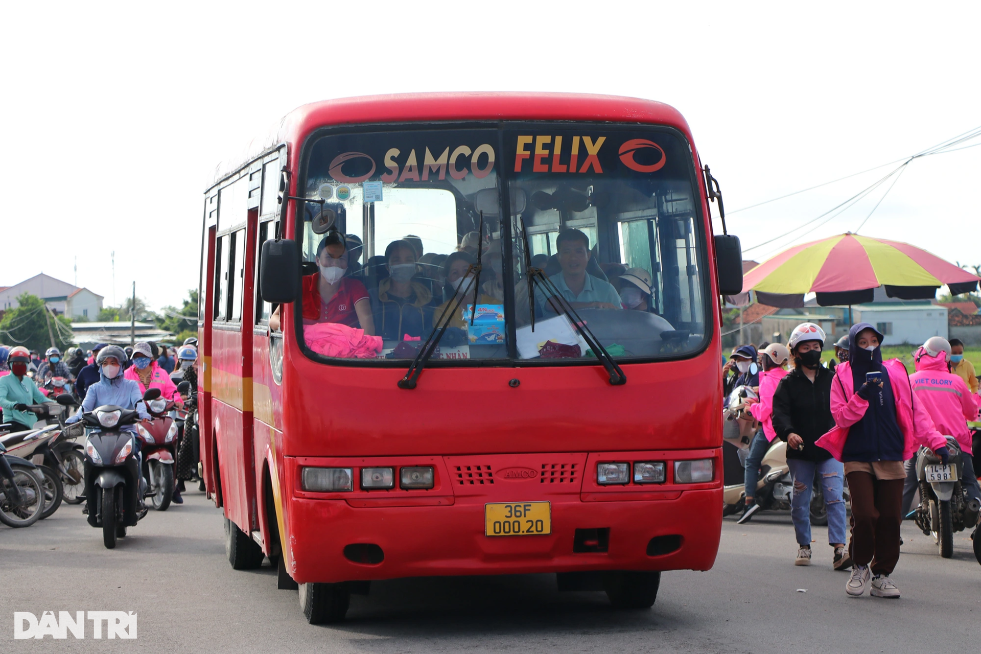 5.000 công nhân ngừng việc: Tỉnh ủy chỉ đạo, công nhân vẫn chưa vào xưởng - 7 5.000 công nhân ngừng việc: Tỉnh ủy chỉ đạo, công nhân vẫn chưa vào xưởng - 7