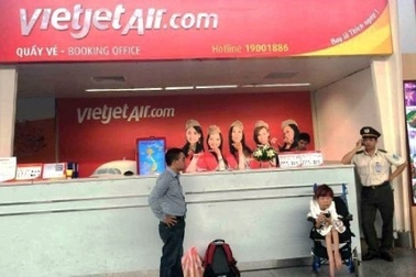Xử phạt 2 nhân viên Vietjet Air từ chối phục vụ hành khách khuyết tật