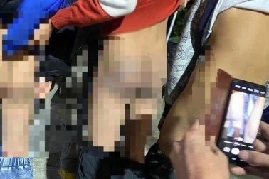 Không làm bài tập về nhà, 3 học sinh tiểu học bị đánh tím mông