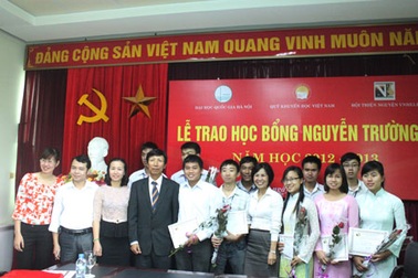 Học bổng Nguyễn Trường Tộ tiếp tục đến với 20 sinh viên có hoàn cảnh khó khăn