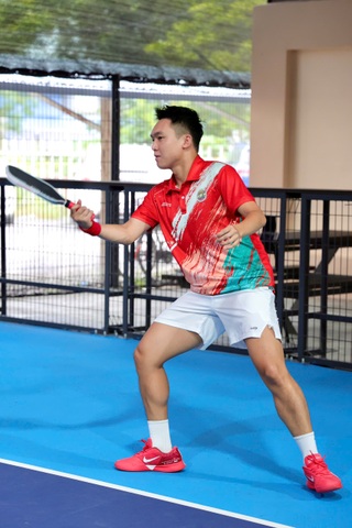 Minh Quân, Khánh Linh rạng rỡ cổ vũ dàn nghệ sĩ ở giải pickleball Dân trí - 10