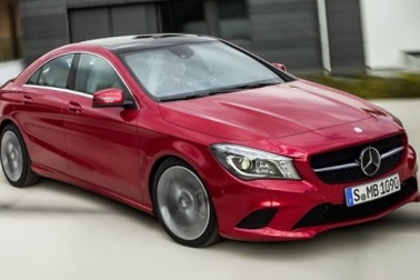 Các hãng xe sang đua nhau làm hàng giá rẻ