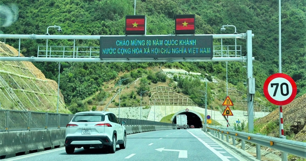 Cao tốc thông thoáng 2 ngày đầu nghỉ lễ, Hà Nội - Quảng Trị chỉ mất 7 giờ