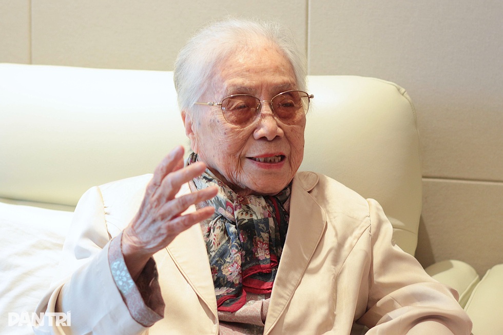 Đời thường của nguyên Phó Chủ tịch nước Nguyễn Thị Bình ở tuổi 99 - 6 Đời thường của nguyên Phó Chủ tịch nước Nguyễn Thị Bình ở tuổi 99 - 6