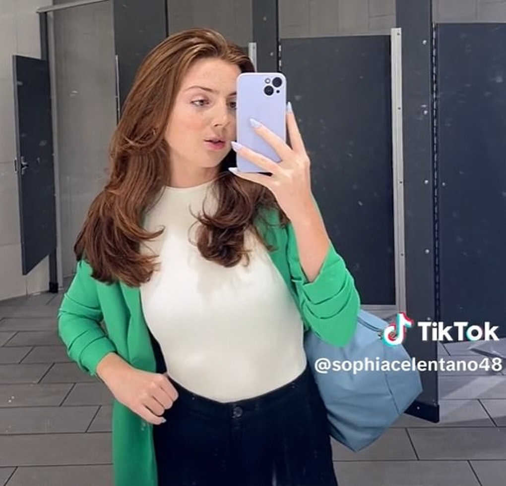 Cô gái 21 tuổi ở Mỹ đi làm bằng máy bay mỗi tuần - 1 Cô gái 21 tuổi ở Mỹ đi làm bằng máy bay mỗi tuần - 1