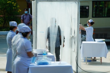 Năng lực cách ly, điều trị có đủ đáp ứng cho chống dịch Covid-19?