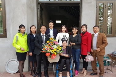 Hanwha Life Việt Nam chi trả quyền lợi bảo hiểm hơn 1,7 tỉ đồng cho  khách hàng tại Bắc Giang