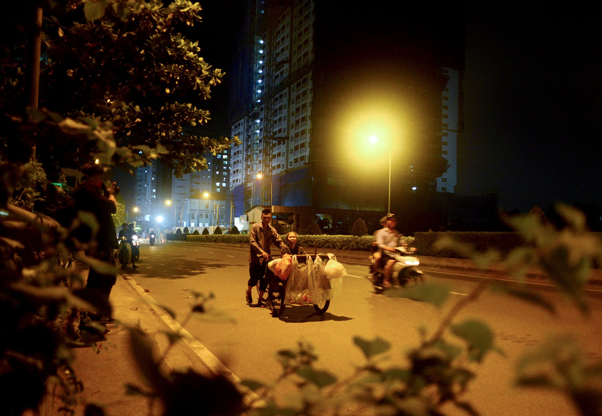 Cho con gánh mẹ một lần.jpg Cho con gánh mẹ một lần.jpg