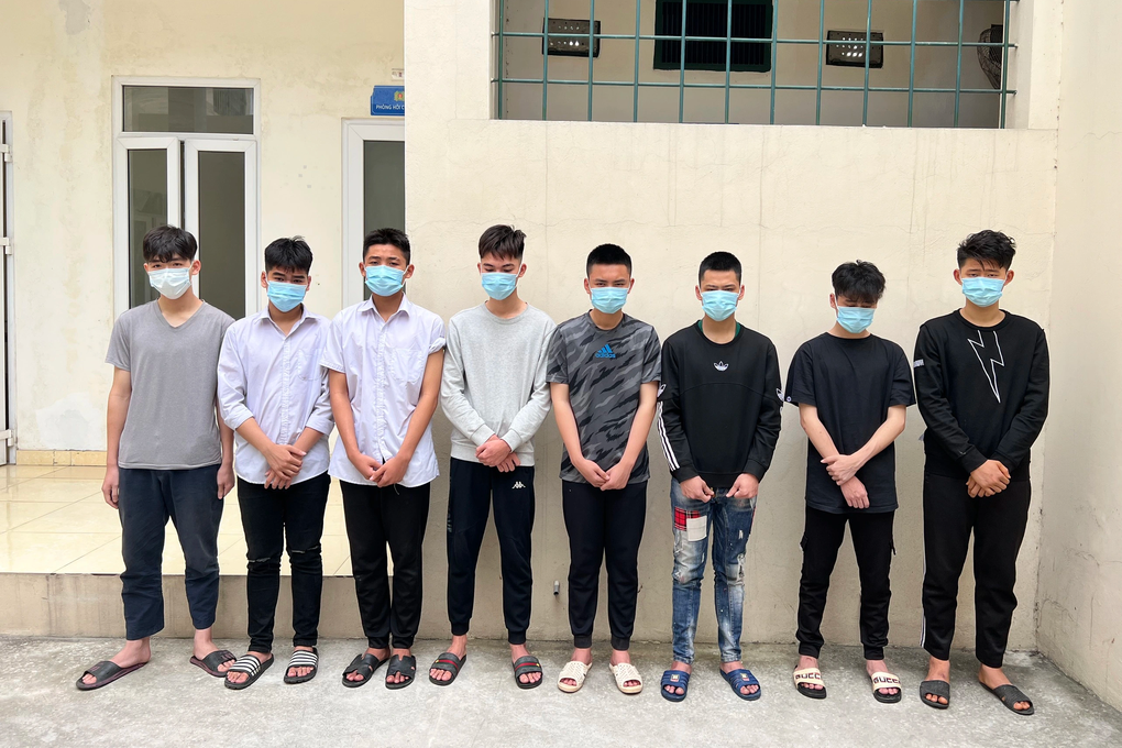 Hà Nội: Nhóm đối tượng vô cớ tấn công người dân trong đêm - 1 Hà Nội: Nhóm đối tượng vô cớ tấn công người dân trong đêm - 1