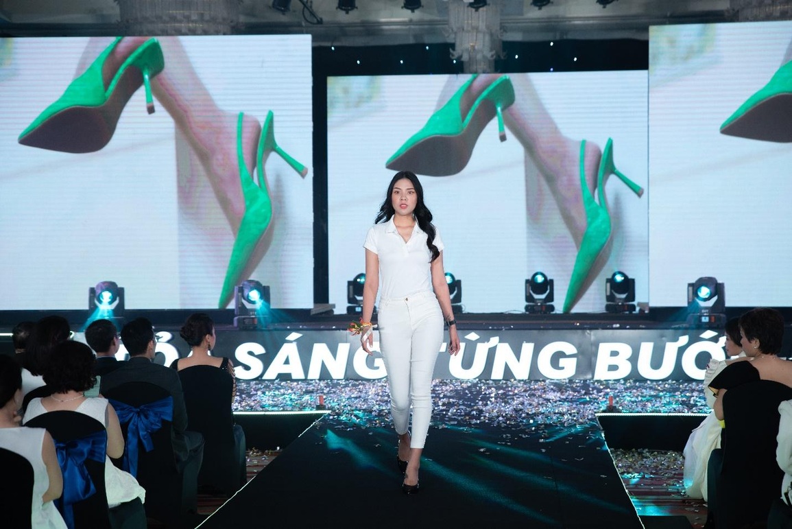Hãng giày nữ Evashoes ra mắt bộ nhận diện thương hiệu mới - 2 Hãng giày nữ Evashoes ra mắt bộ nhận diện thương hiệu mới - 2