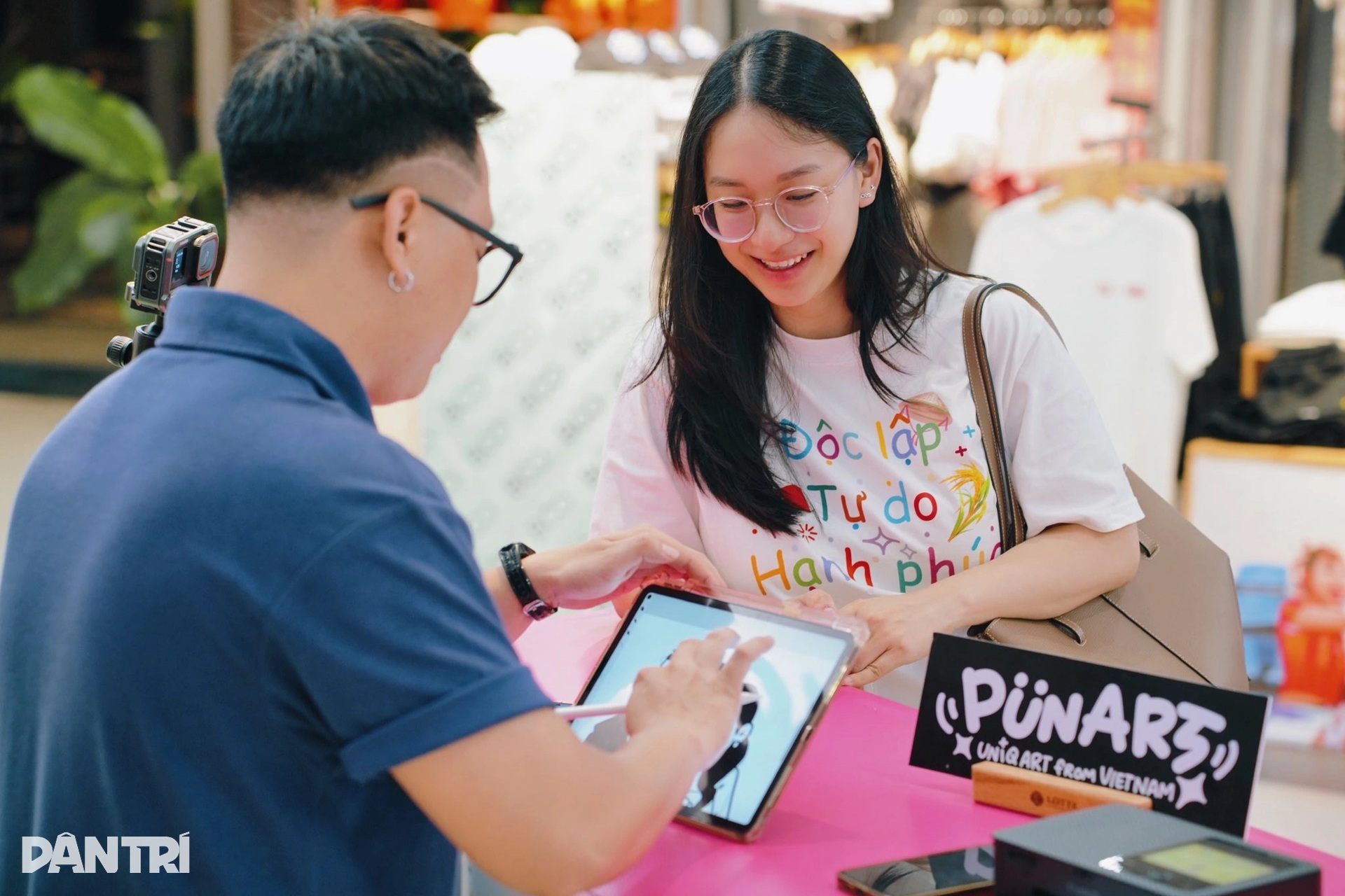 Chàng trai 9X đưa đồ chơi nghệ thuật Việt ra thế giới - 10 Chàng trai 9X đưa đồ chơi nghệ thuật Việt ra thế giới - 10