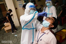 Long An họp khẩn trong đêm vì 2 ca nhiễm SARS-CoV-2 về từ TPHCM