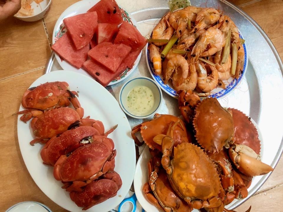 Ăn như cua hoàng đế, cả cân chưa được 1 lạng thịt chị em vẫn tranh mua - 4 Ăn như cua hoàng đế, cả cân chưa được 1 lạng thịt chị em vẫn tranh mua - 4