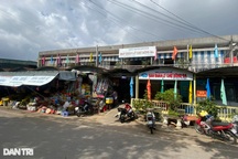 Chiêu lừa tinh vi khiến tiểu thương chợ Đông Ba mất hàng chục triệu đồng