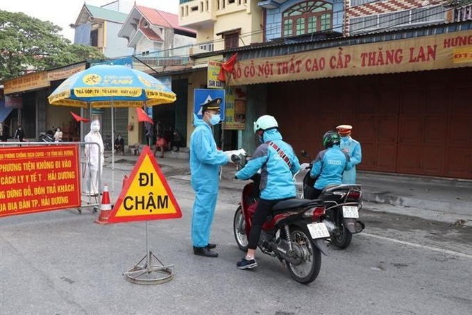 KHẨN: Tìm người đến 20 địa điểm tại Hải Dương và Hà Nội - Ảnh 1. KHẨN: Tìm người đến 20 địa điểm tại Hải Dương và Hà Nội - Ảnh 1.