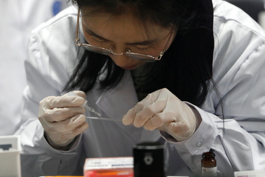 Trung Quốc tiếp tục vượt Mỹ trong nghiên cứu khoa học