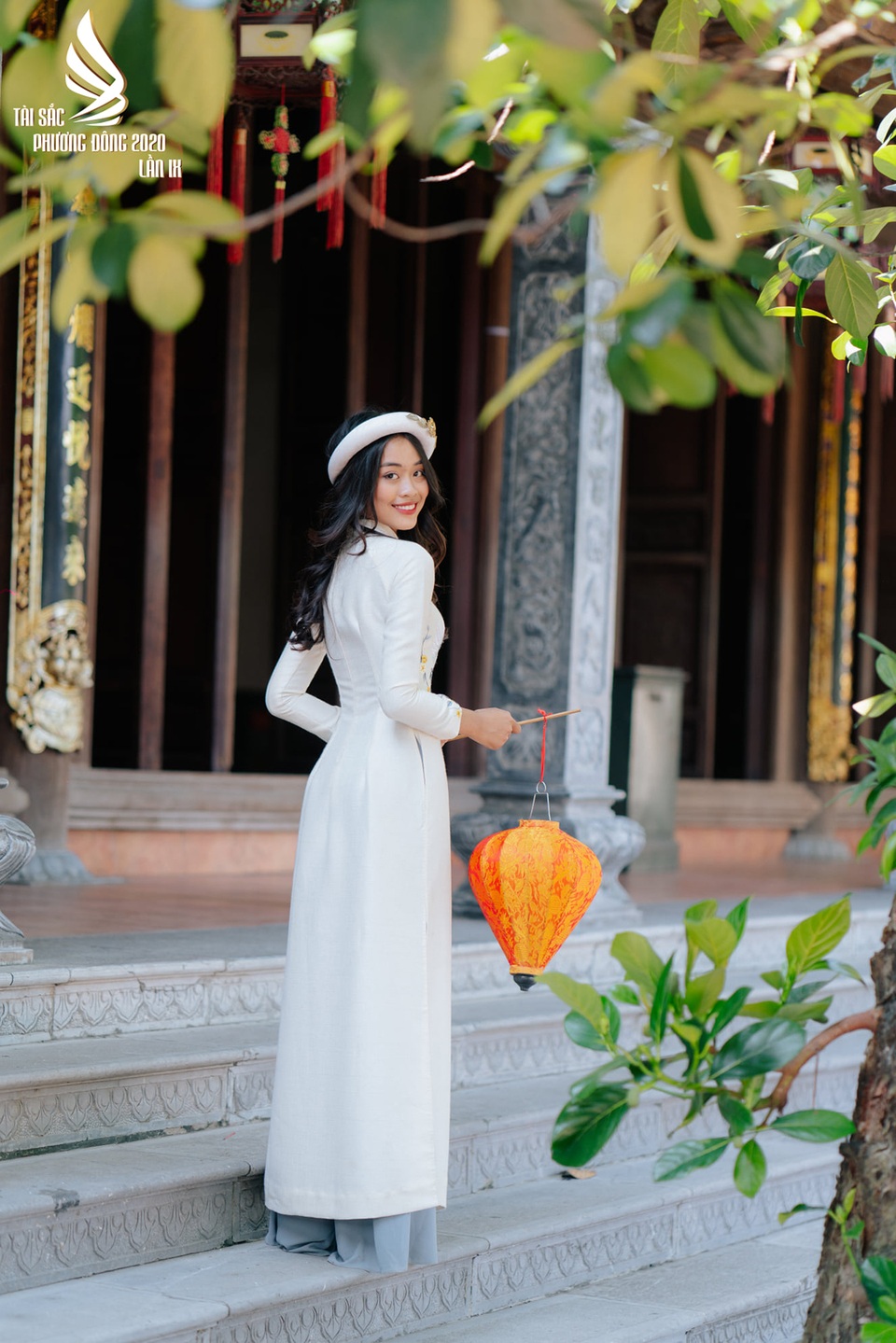 Hoa khôi “Tài sắc Phương Đông” gây ấn tượng nhờ nhan sắc đẹp lạ - 5 Hoa khôi “Tài sắc Phương Đông” gây ấn tượng nhờ nhan sắc đẹp lạ - 5