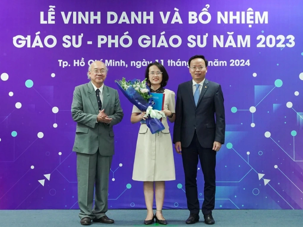 Hai đại học có 105 nhà giáo đạt chuẩn giáo sư, phó giáo sư 2025 - 1