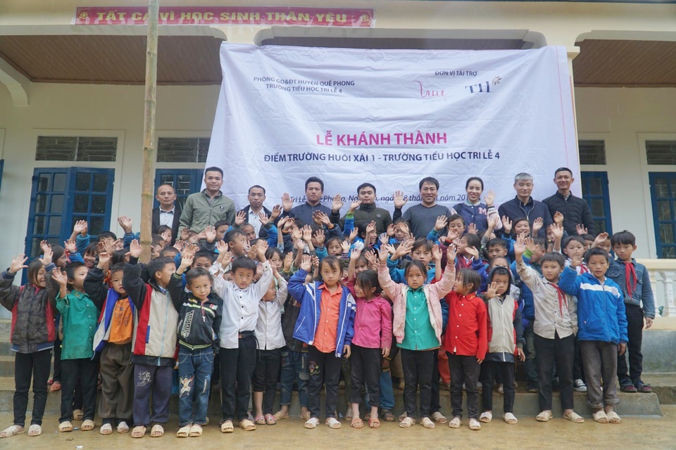 Thêm một điểm trường vùng biên giới Nghệ An được khánh thành - 2 Thêm một điểm trường vùng biên giới Nghệ An được khánh thành - 2