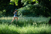 Chạy dài cuối tuần tốt cho tim giống như việc tập thể dục thường xuyên