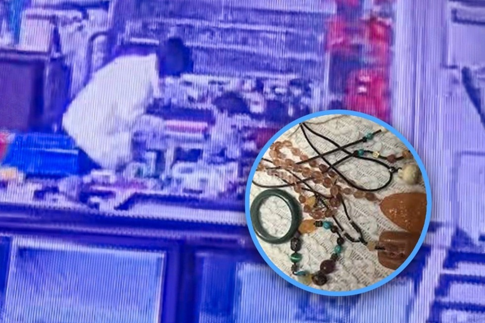 Thiếu nữ bán trang sức bạc tỷ của mẹ để lấy vài đồng mua khuyên mỹ ký - 1 Thiếu nữ bán trang sức bạc tỷ của mẹ để lấy vài đồng mua khuyên mỹ ký - 1