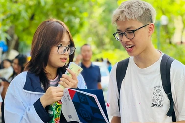 Đề tiếng Anh khó, điểm sàn Trường Đại học Ngoại ngữ giảm không phanh