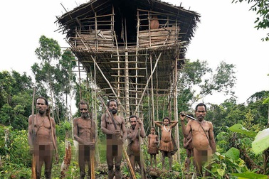 Rùng mình những bộ tộc ăn thịt người ghê rợn