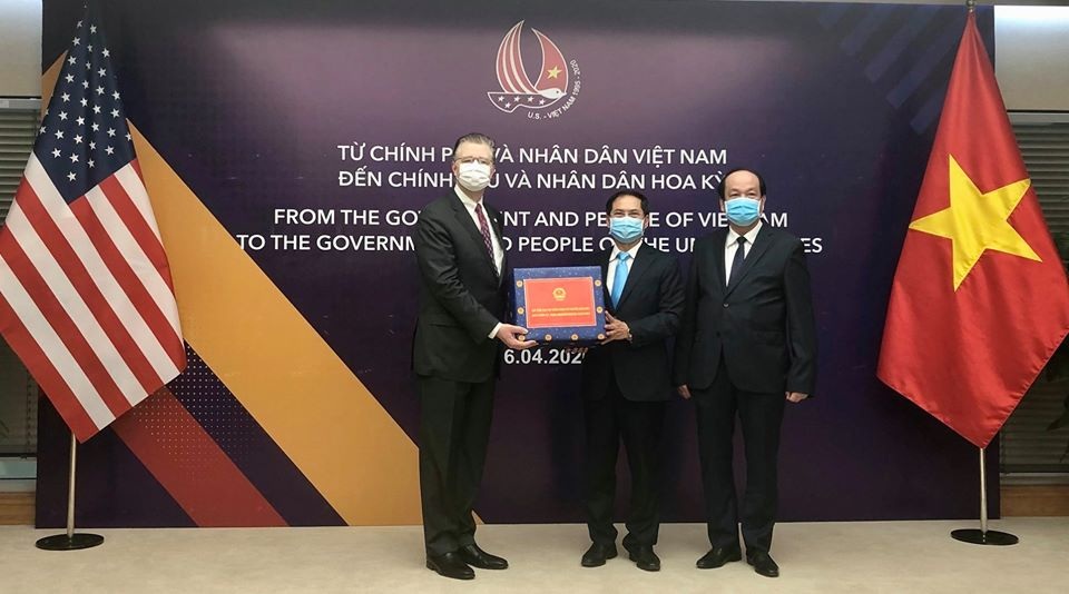 Mỹ hỗ trợ Việt Nam gần 4,5 triệu USD trong cuộc chiến chống Covid-19 - 1 Mỹ hỗ trợ Việt Nam gần 4,5 triệu USD trong cuộc chiến chống Covid-19 - 1