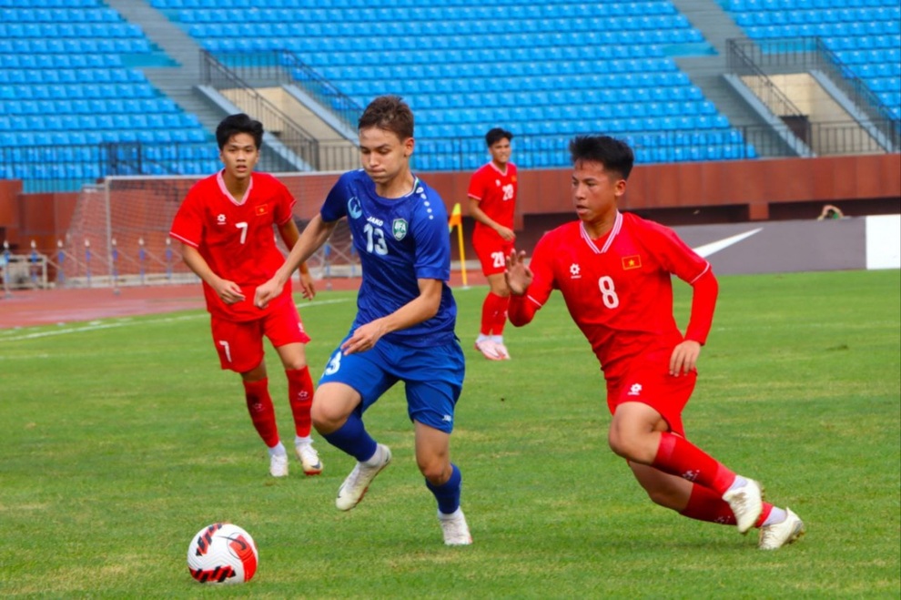 U16 Việt Nam thắng đậm Uzbekistan ở giải đấu tại Trung Quốc - 1