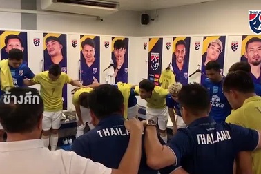 Các cầu thủ Thái Lan đặt quyết tâm thắng Ấn Độ