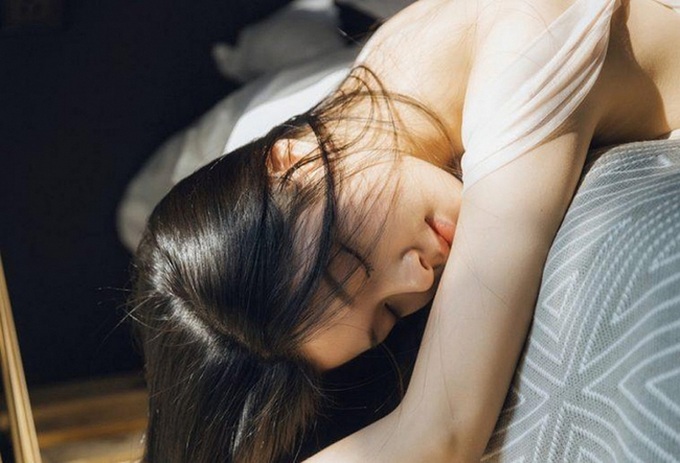 Sáng nào tỉnh giấc cũng thấy cơ thể xuất hiện 4 dấu hiệu "kỳ lạ" này, bạn nên đi khám gấp vì có thể đang mắc trọng bệnh mà không hề biết - Ảnh 2. Sáng nào tỉnh giấc cũng thấy cơ thể xuất hiện 4 dấu hiệu "kỳ lạ" này, bạn nên đi khám gấp vì có thể đang mắc trọng bệnh mà không hề biết - Ảnh 2.