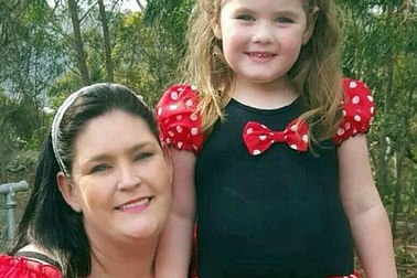 Bé gái dậy thì năm 4 tuổi, mãn kinh năm 5 tuổi