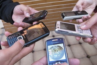 Khó quản lý việc học sinh sử dụng ĐTDĐ