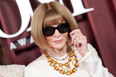 Anna Wintour bất ngờ rời vị trí Tổng biên tập Vogue Mỹ sau 37 năm