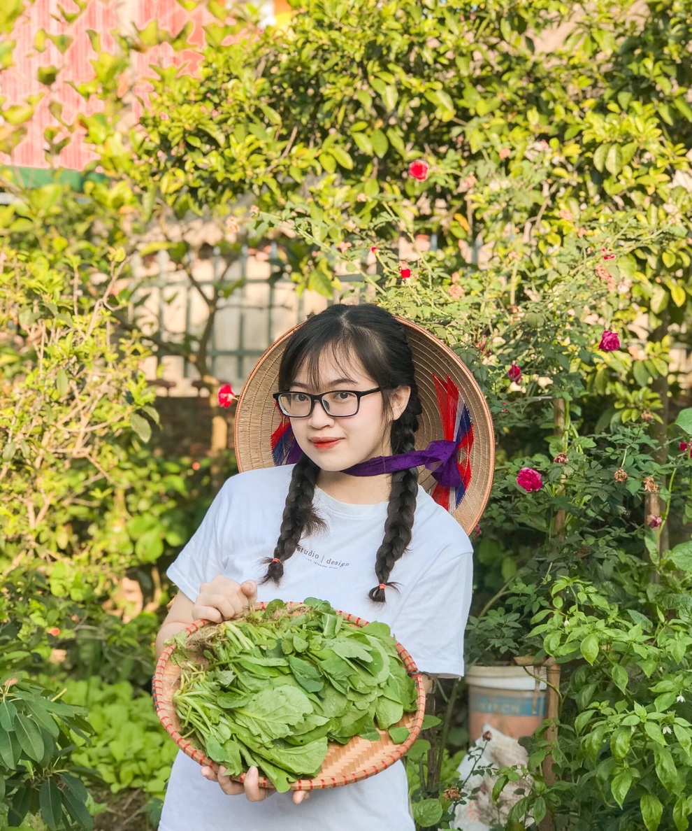 Cô nàng 9x chia sẻ loạt mâm cơm đủ màu sắc chỉ với 100.000 đồng - 4 Cô nàng 9x chia sẻ loạt mâm cơm đủ màu sắc chỉ với 100.000 đồng - 4